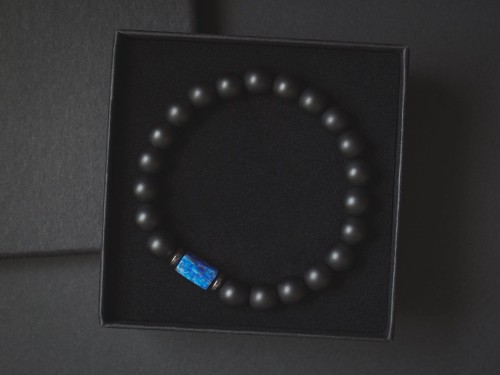 Bransoletka koraliki naturalnego onyksu z lapisem na prezent