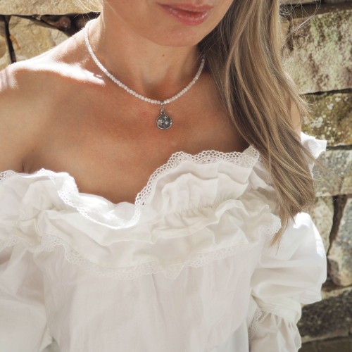 Naszyjnik damski choker delikatny biały kamień księżycowy zawieszka stal