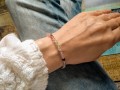 Najmodniejsza bransoletka dla kobiety z drobnym fluorytem fioletowo zielonym